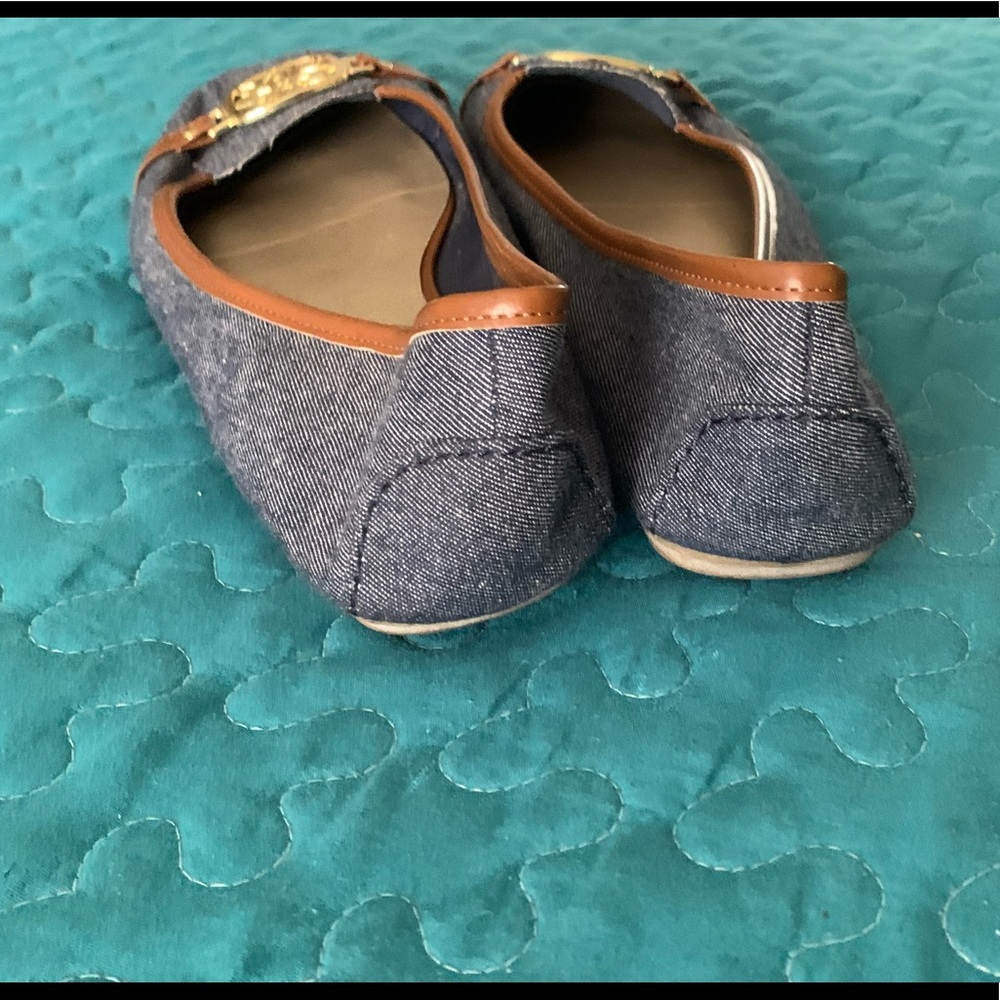 Christian Siriano Flats - Picture 3 of 12